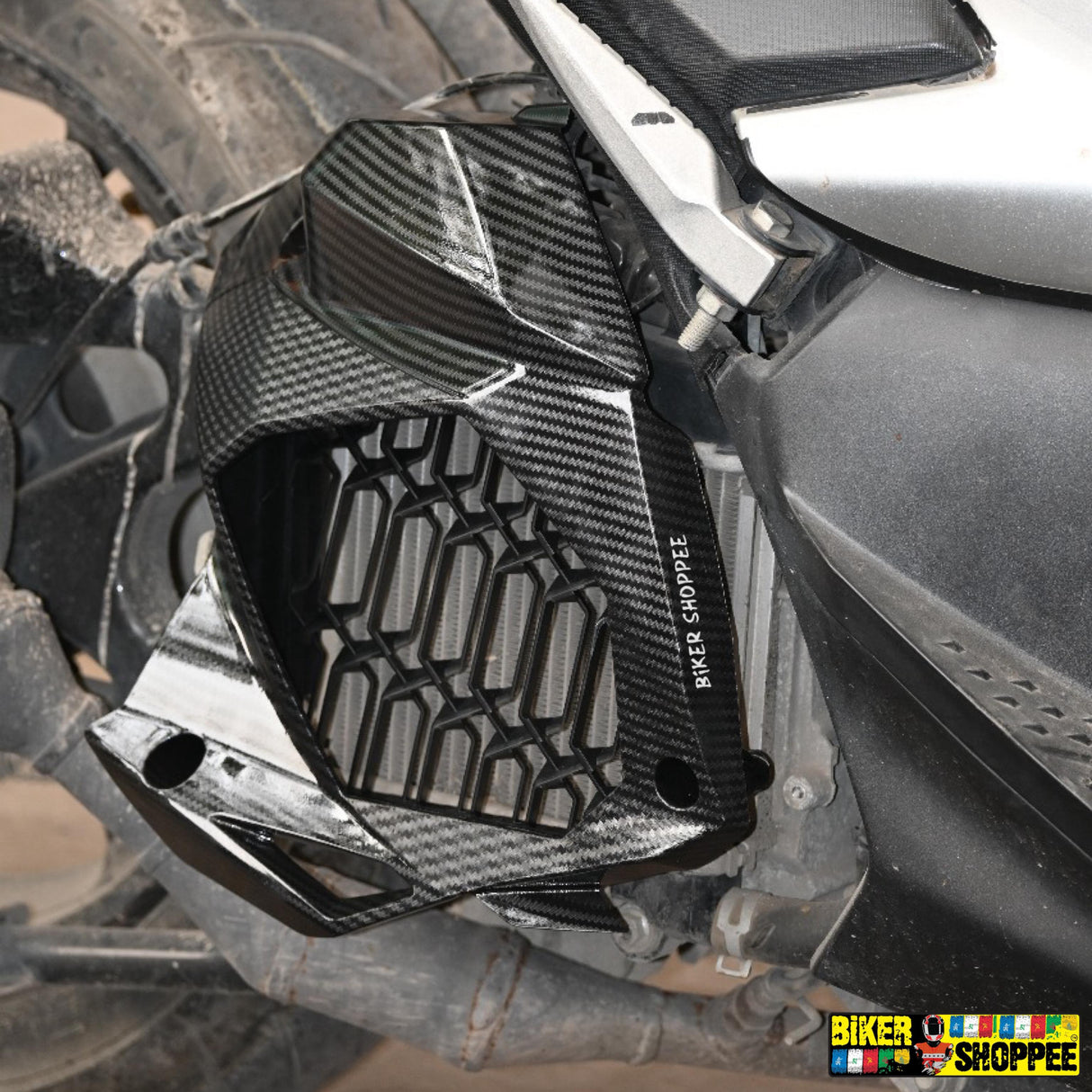 AEROX 155 CARBON RADIATOR COVER 2.0