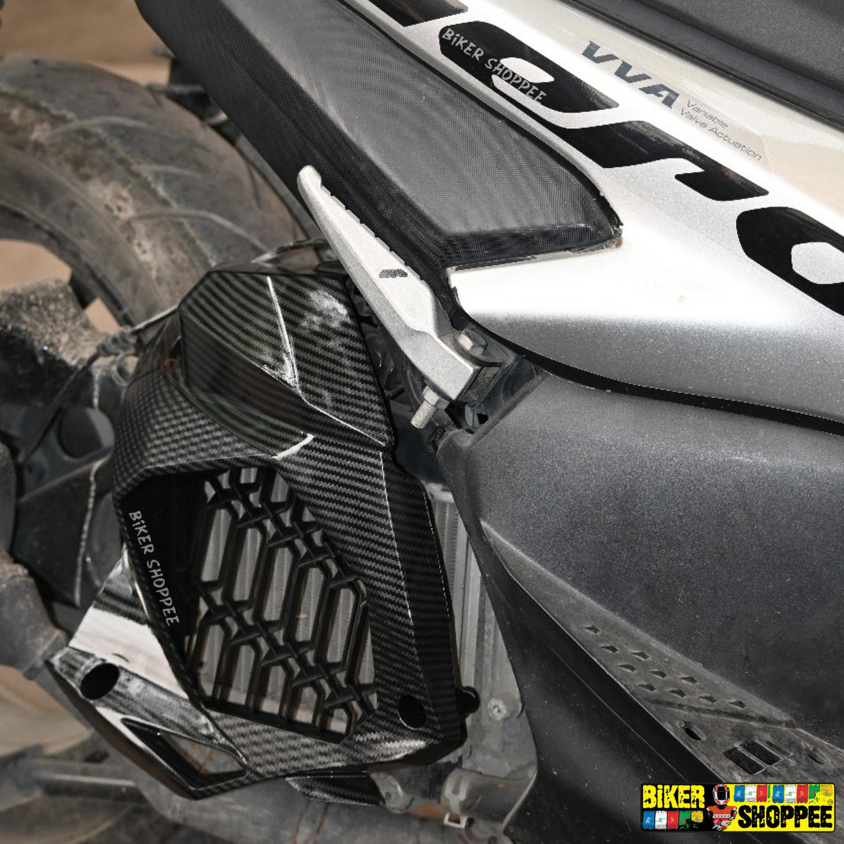 AEROX 155 CARBON RADIATOR COVER 2.0