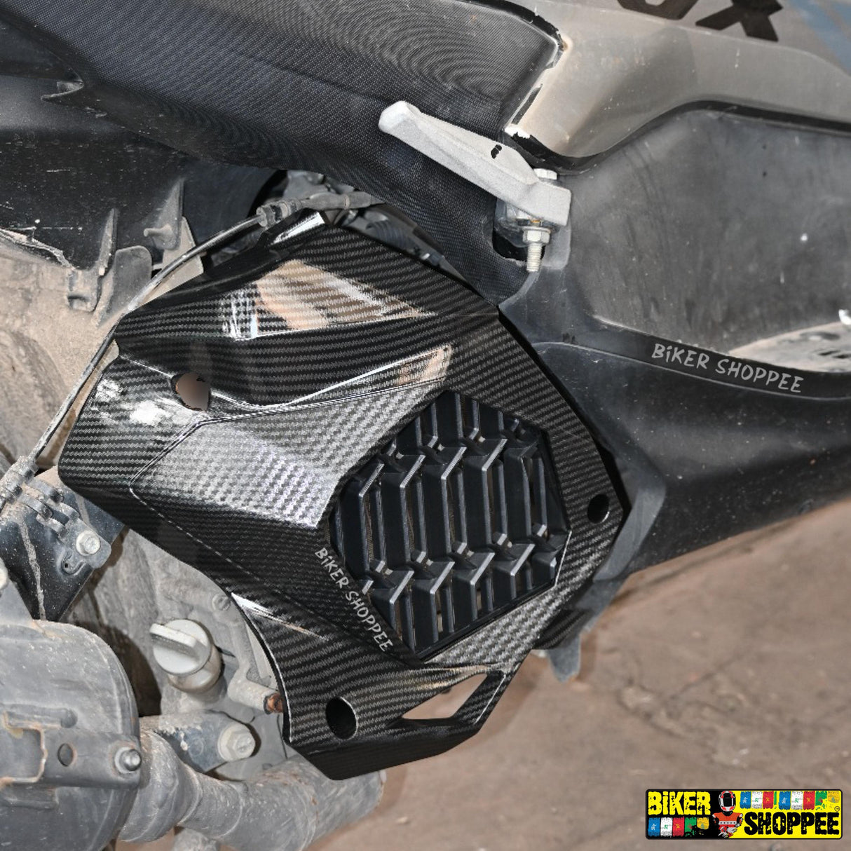 AEROX 155 CARBON RADIATOR COVER 2.0