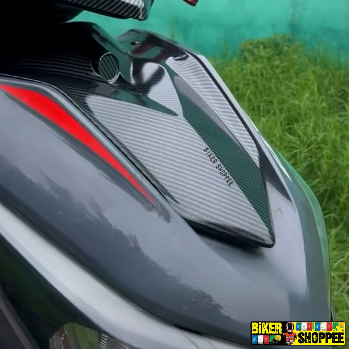 AEROX 155 CARBON FRONT WIND NOSE PANEL COVER