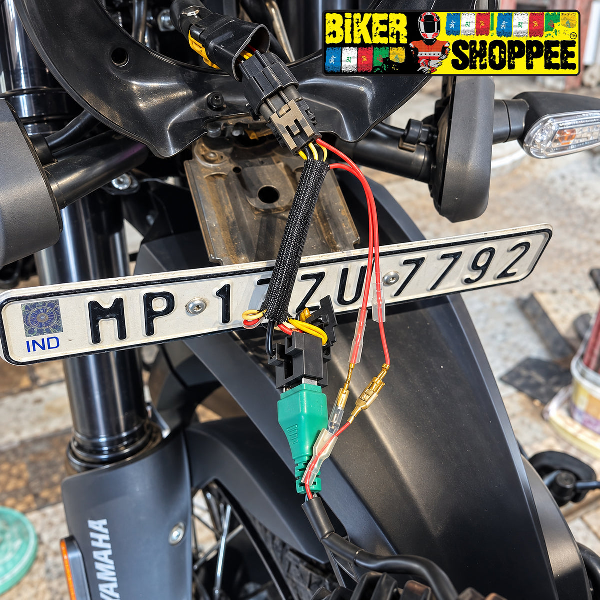 LIU HJG 4-PIN to H4 HEADLIGHT COUPLER FOR ROYAL ENFIELD | BIKER SHOPPEE